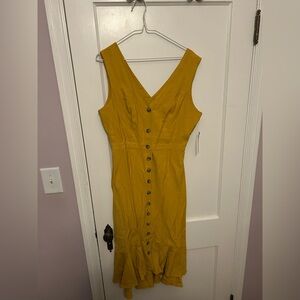 Lulu’s NWT Yellow Midi Dress